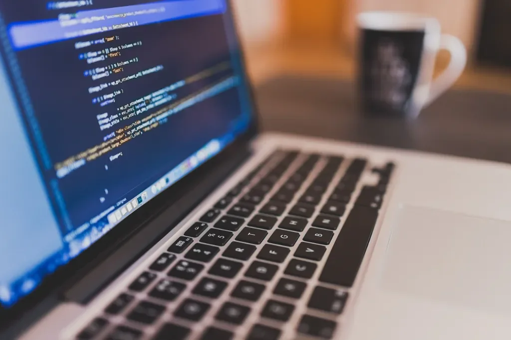 Jak wycenić i sprzedać software house lub firmę SaaS